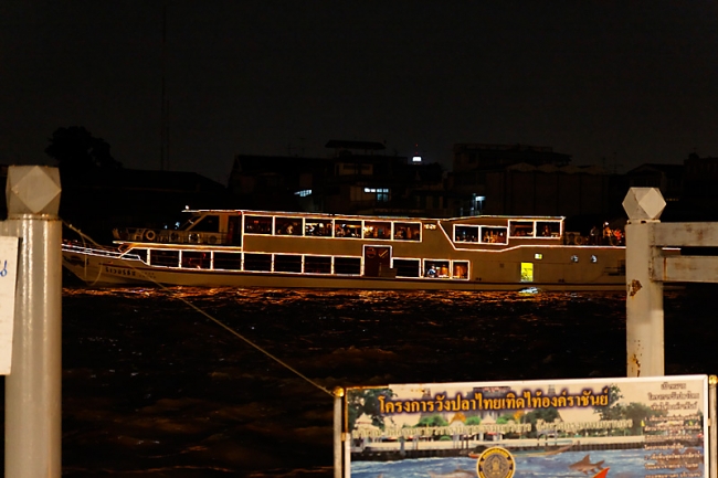 Bangkok-Loi Kratong-013